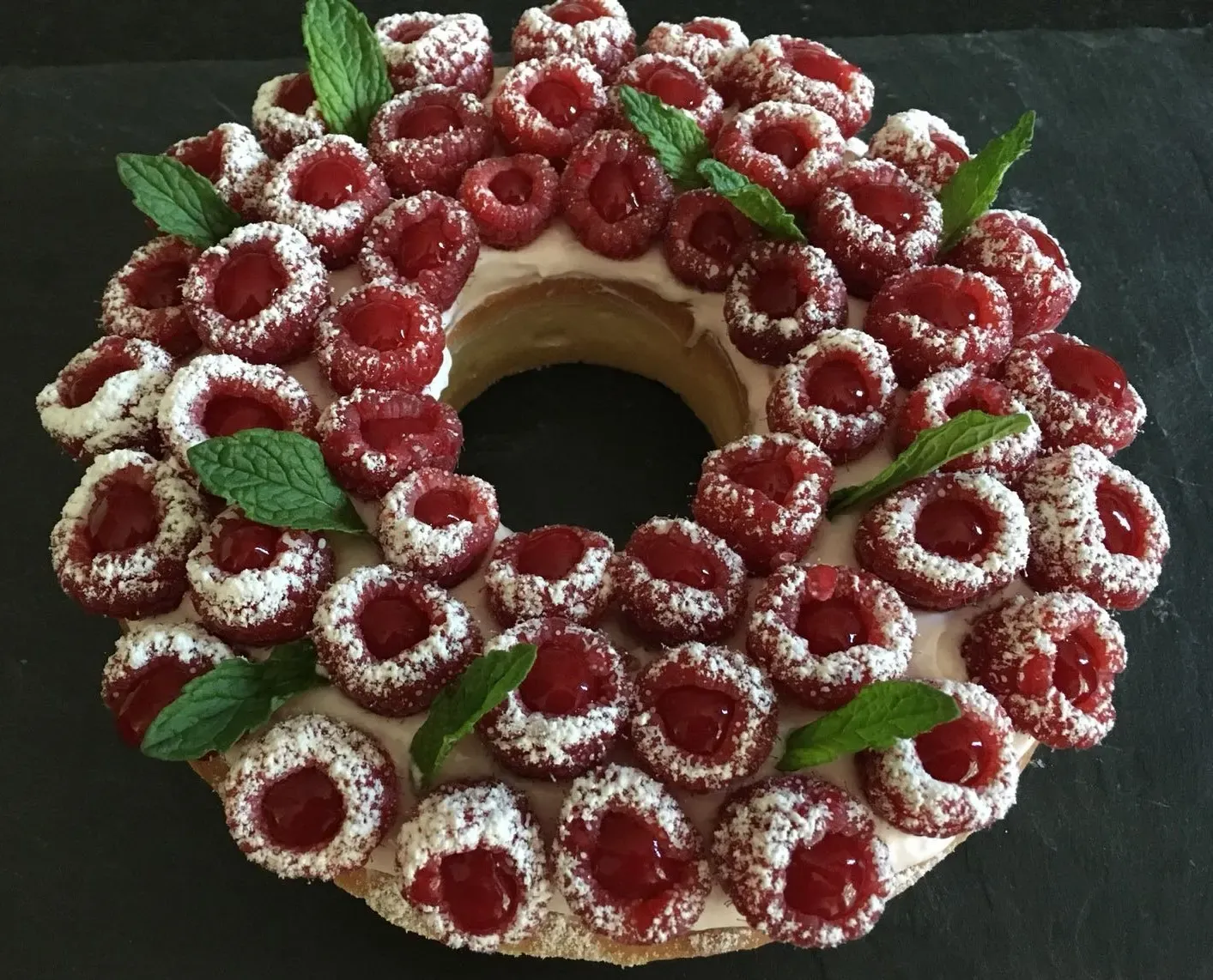 Couronne de framboises de L'Art est Gourmand